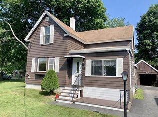 31 Dexter St, Bangor, ME 04401
