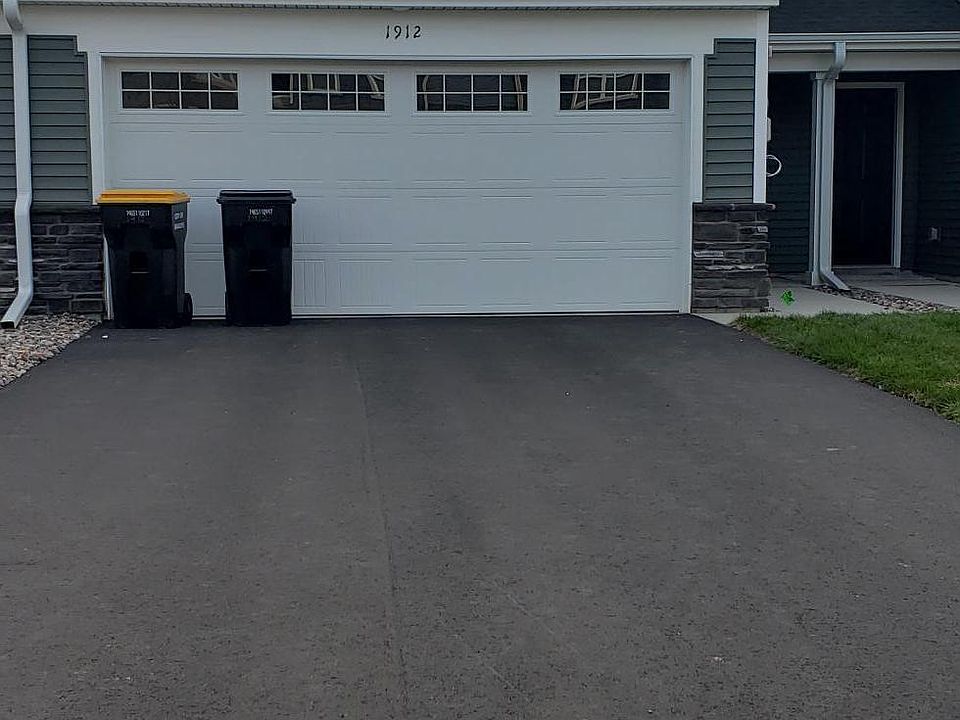 1st image of 1912 Tyrone Dr
