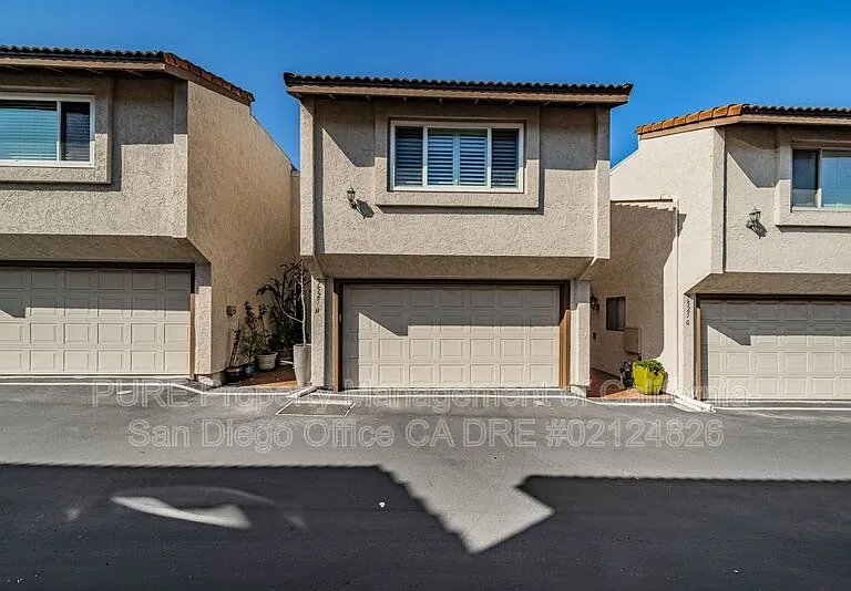 7525 Jerez Ct #H — Photo 2