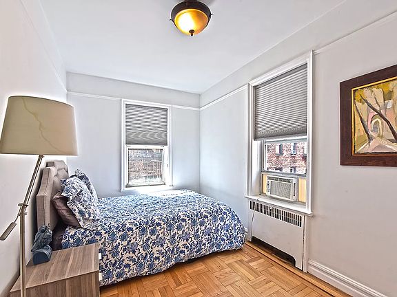 5th image of 680 W 204th St APT 5C