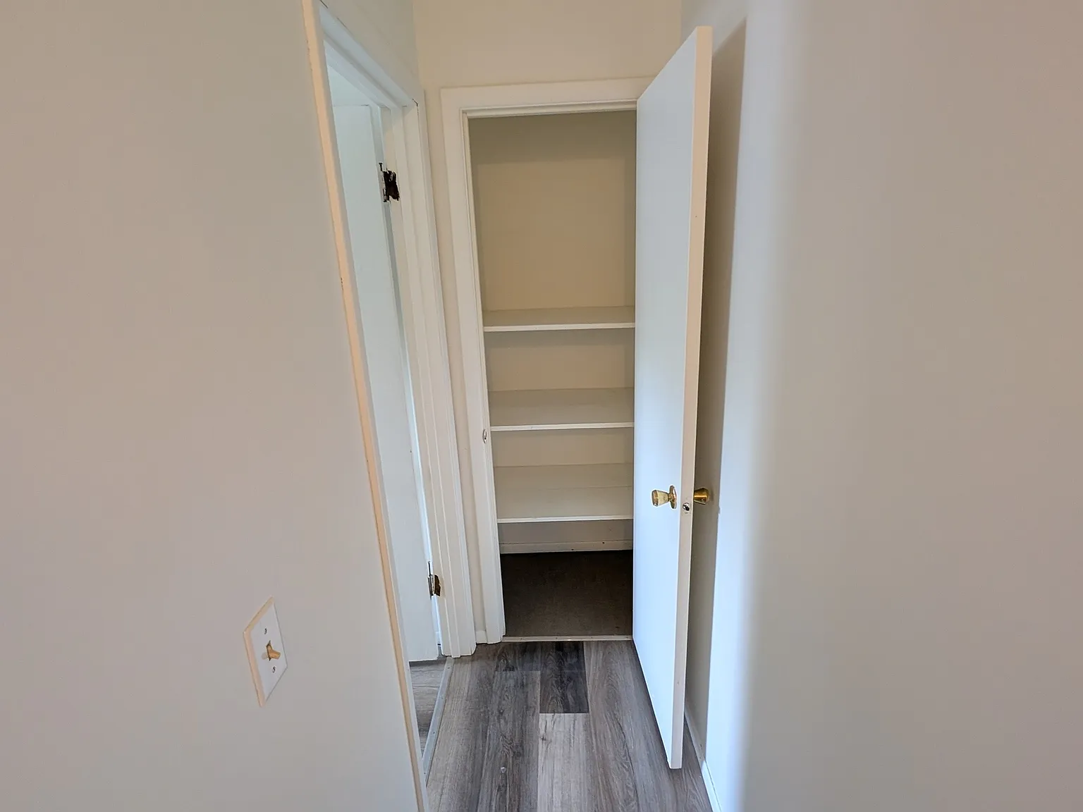 2 Curtis Ct — Photo 1