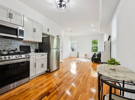 119 Clendenny Ave, Jersey City, NJ