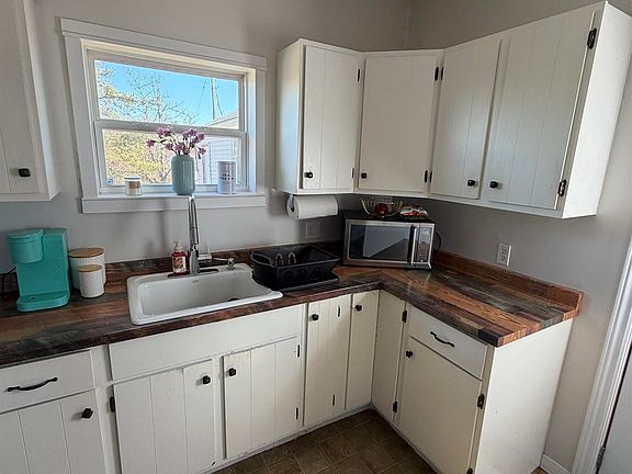 2nd image of 20 Somers Rd