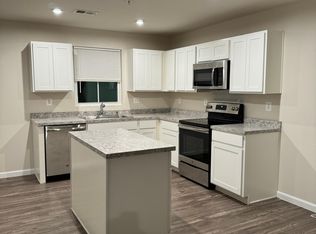 14 Azalea Cir, Elkton, MD 21921