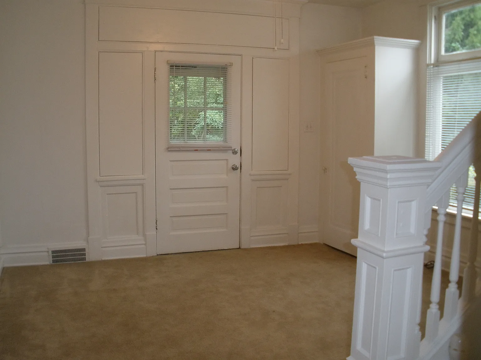 1715 Jackson St — Photo 3