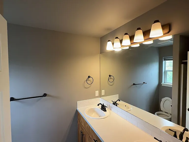 2728 NE Black Oak Pl — Photo 18