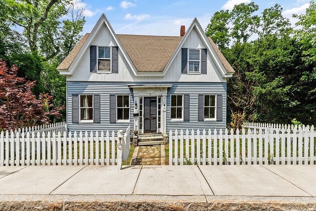 1144 Washington St, Gloucester, MA 01930 MLS 73140896 Zillow