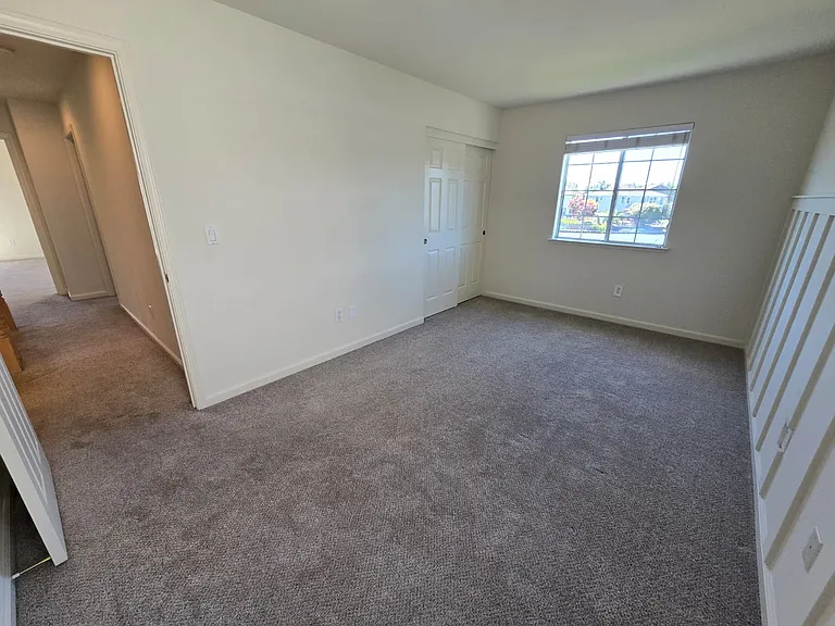 5130 Lakeshore Dr — Photo 48