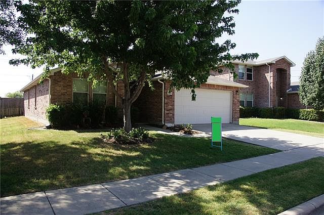 1st image of 2420 Spruce Ct