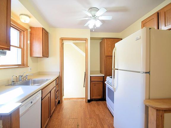 2nd image of 5707 Thornton Dr