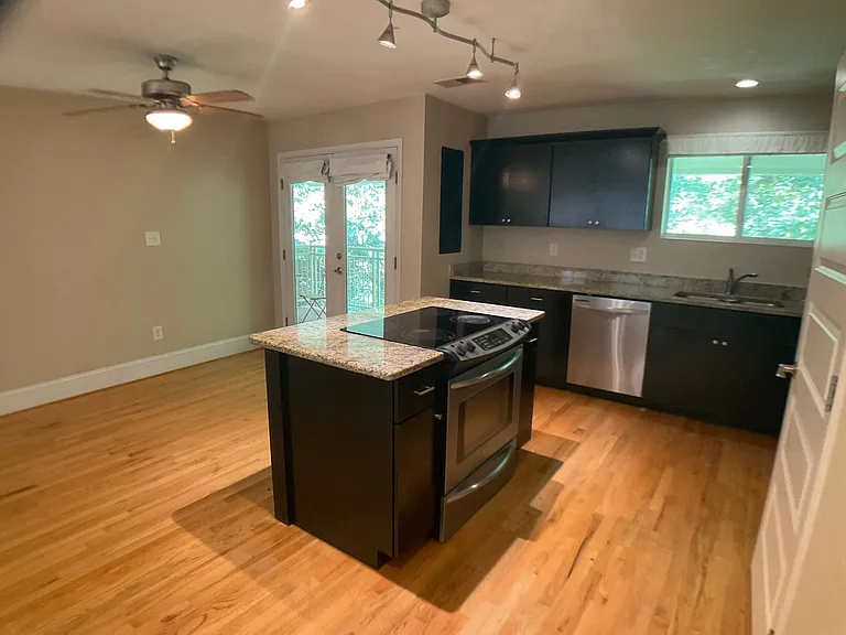 107 Todd St #C — Photo 3