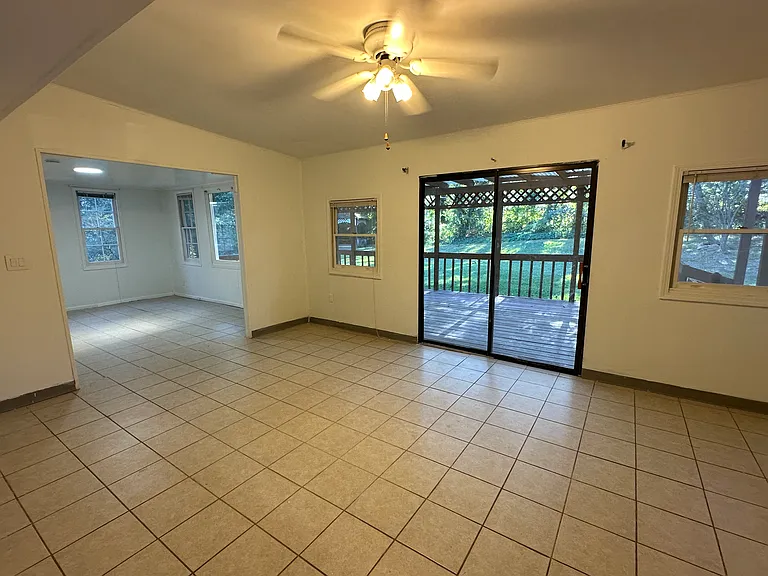 5400 Francis Dr SW — Photo 8