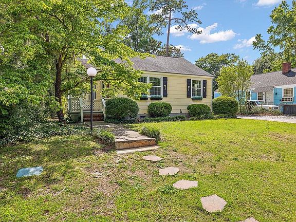 3rd image of 4721 Marlboro Pl