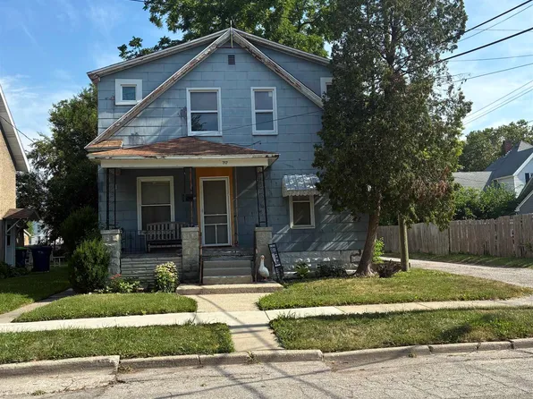 717 15th St, Bay City, MI 48708