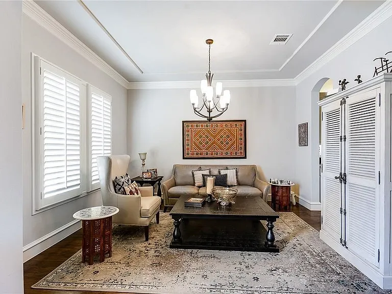 6209 Metz St — Photo 3