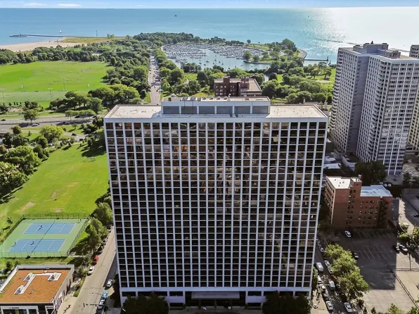 4343 N Clarendon Ave APT 2210, Chicago, IL 60613