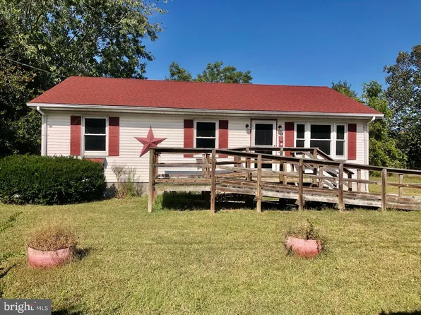 309 W 8th St, Laurel, DE 19956