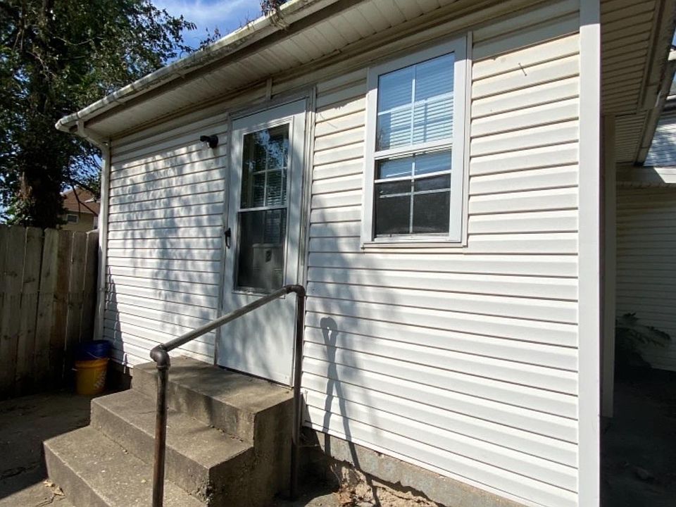 1st image of 1406 Forest Ave #2