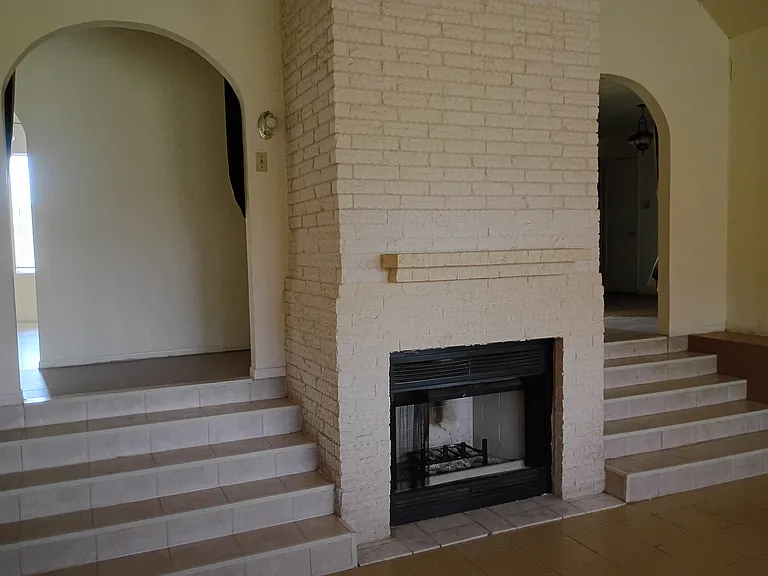 1234 Royal Crown Dr — Photo 25