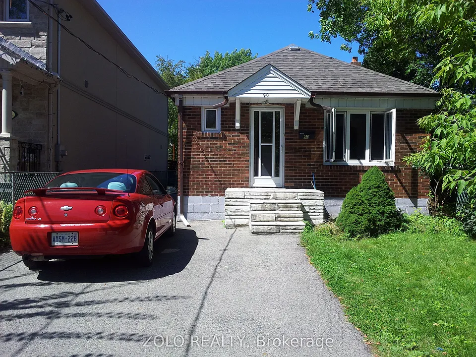 90 Symons St