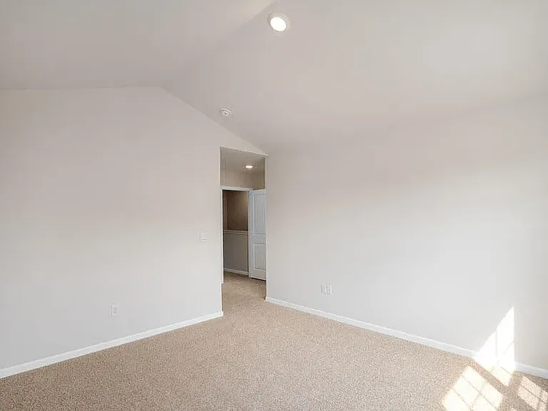 451 David Hill Dr — Photo 10