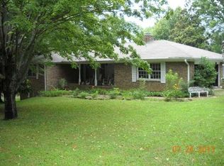 354 Griffin Rd, Lookout Mountain, GA 30750