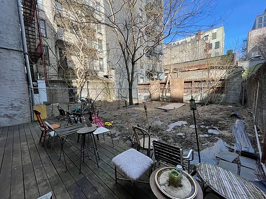 Rented by Crosstown Apartments NYC | media 23