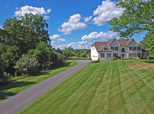 5 Stone Forge Rd, Andover, NJ 07821