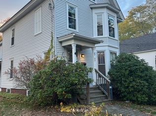 32 Union St #3, Exeter, NH 03833