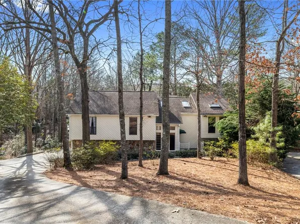 8498 Colony Club Dr, Johns Creek, GA 30022