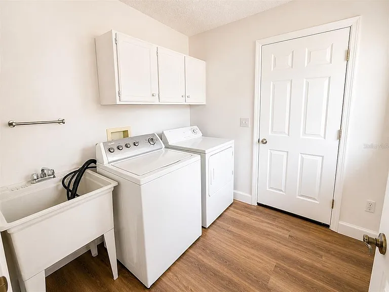 1211 Cabella Cir — Photo 11