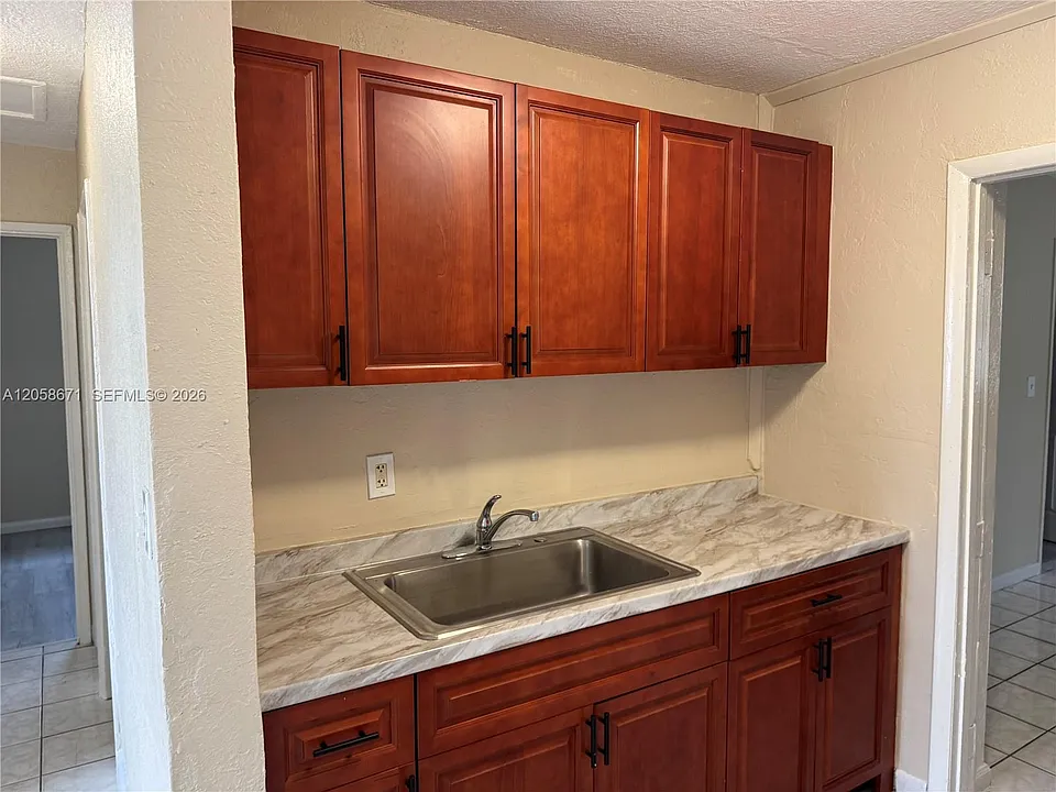 2352 NW 13th Ct