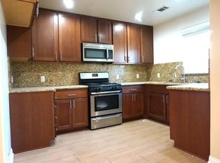 14441 Foothill Blvd APT 4, Sylmar, CA 91342