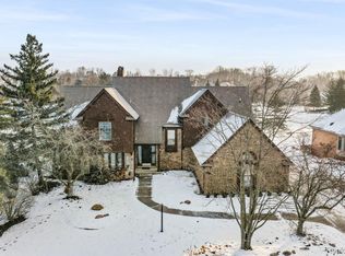 29208 Augusta, Farmington Hills, MI 48331