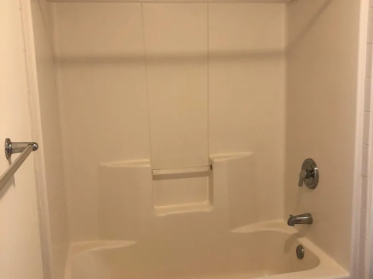 344 Amboy Ave #360 — Photo 8