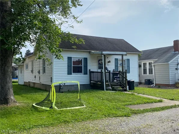 422 Kinzel Ave, Zanesville, OH 43701
