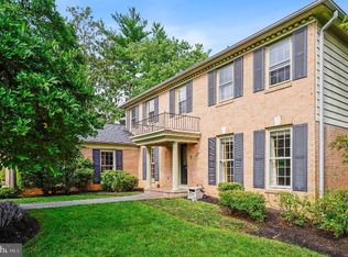 1248 Stoneham Ct, Mc Lean, VA 22101