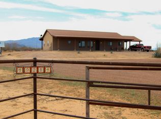 49214 N 490th Ave, Aguila, AZ 85320