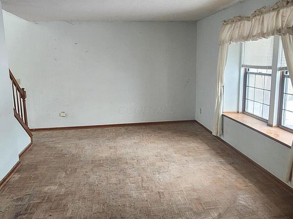 2nd image of 3592 Watt Rd