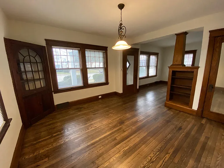 15242 Lakeshore Blvd — Photo 11