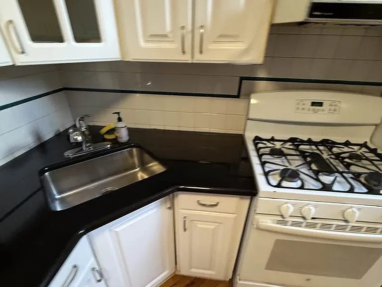 601 Jersey Ave #1 — Photo 7