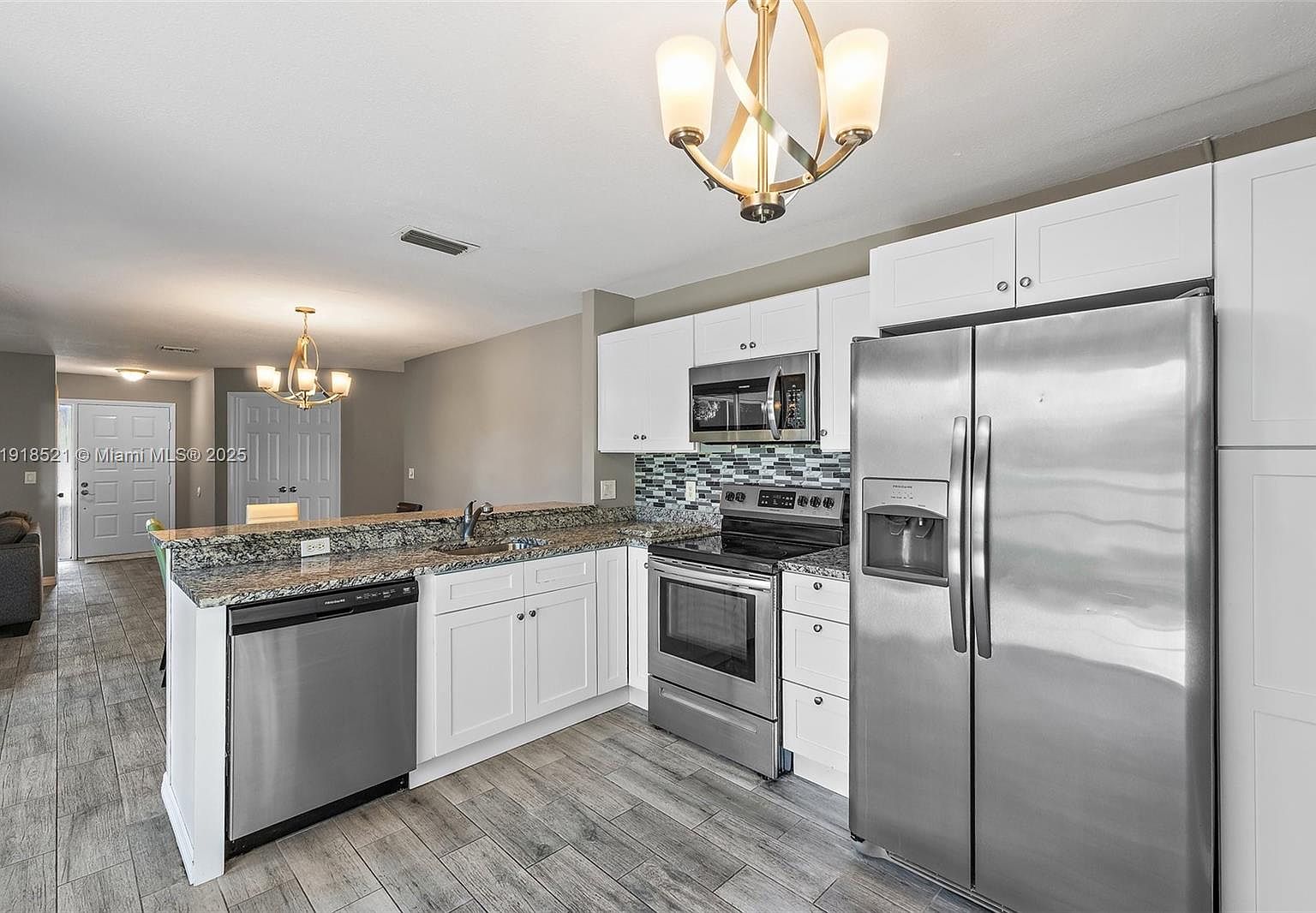 3990 SW Greenwood Way APT A