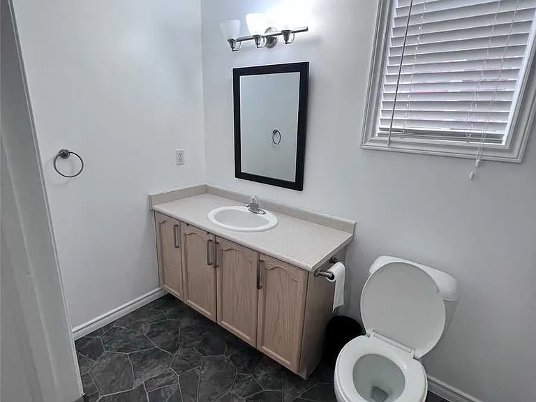 82 Ambler Bay #BASEMENT — Photo 10