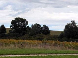 707 E Clancy St, Jefferson, WI 53549