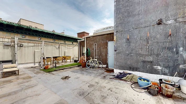 Rented by Bond New York | media 21