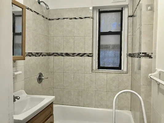 Rented by Corcoran | media 25