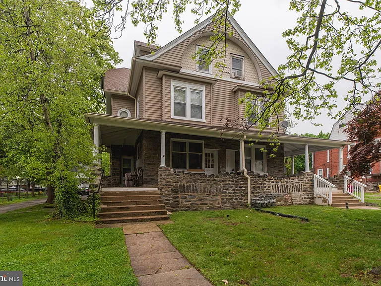 120 Walnut Ave #3 — Photo 1