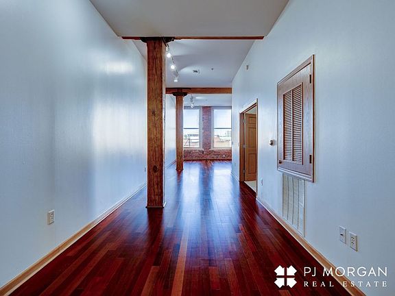 5th image of 1119 Howard St APT 202