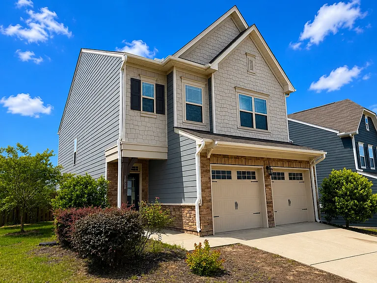 1828 Birdhouse Ln — Photo 1
