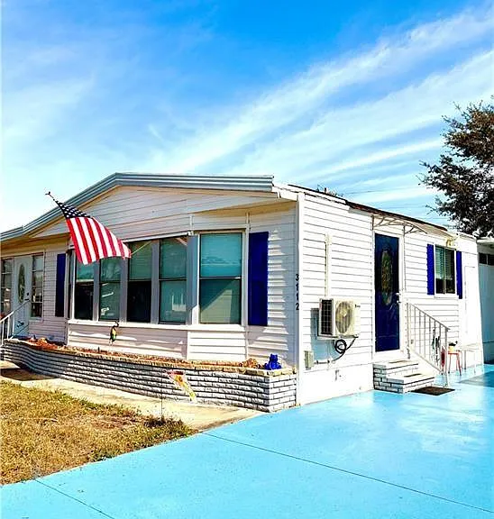 3112 Running Deer Dr — Photo 1